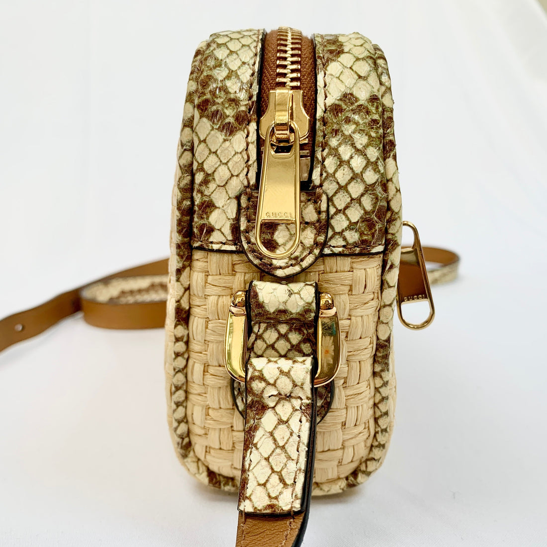 GCI Mini GG Ophidia Straw Shoulder Bag with Printed Trim in Beige and Green